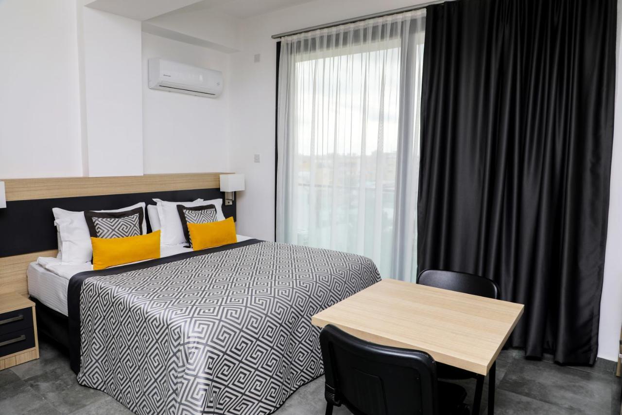 Sky Roof Hotel Nicosia Exterior photo